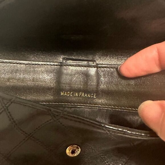 Chanel black stitching wallet - Picture 4 of 11